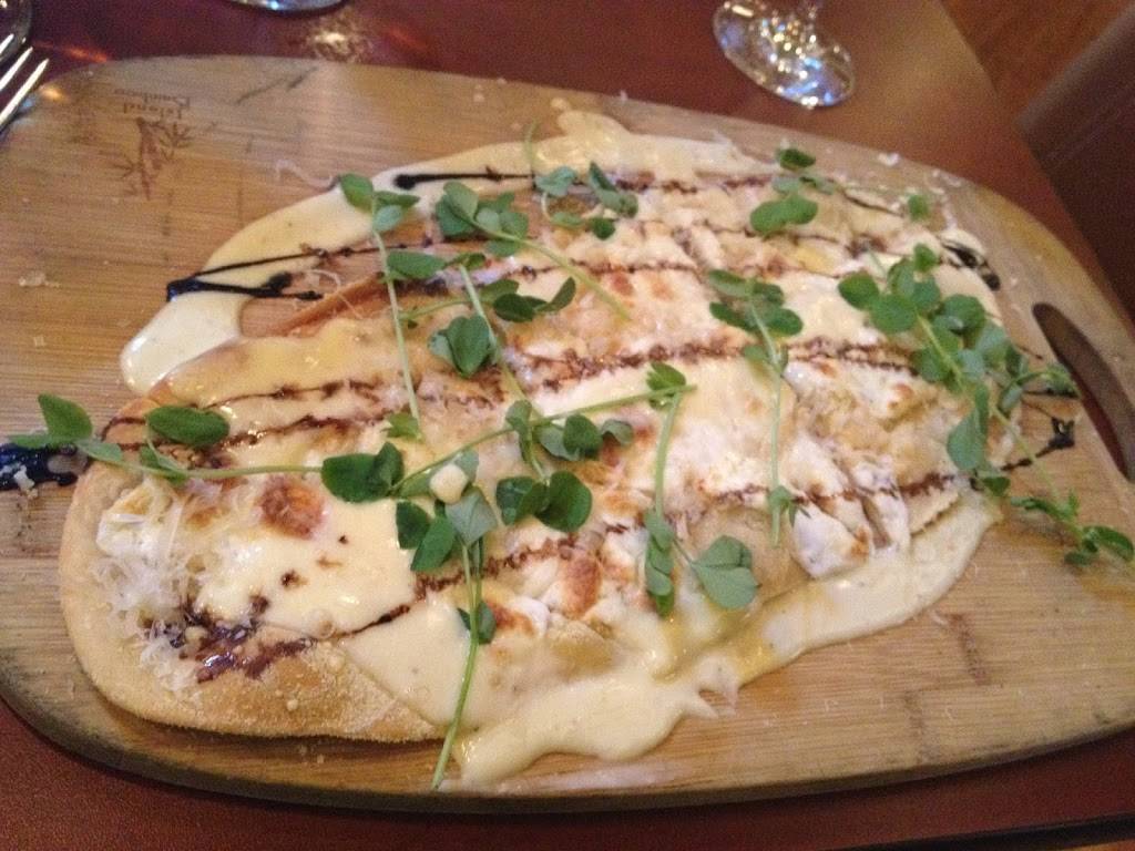 Foxcroft Wine Co. SouthPark | restaurant | 7824 Fairview Rd, Charlotte, NC 28226, USA | 7043656550 OR +1 704-365-6550