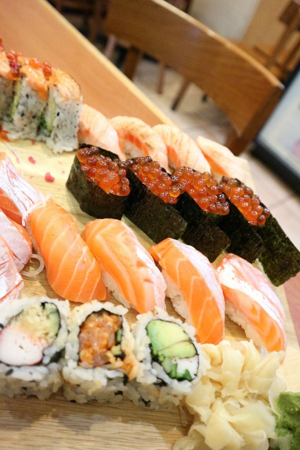 Sapporo Sushi | restaurant | 330 Hwy 7 #109, Richmond Hill, ON L4B 3P8, Canada | 9058827877 OR +1 905-882-7877