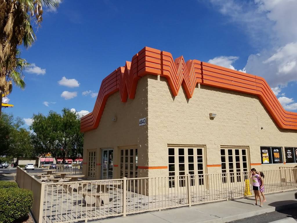 Whataburger | restaurant | 4640 Woodrow Bean Transmountain Dr, El Paso, TX 79924, USA | 9157512958 OR +1 915-751-2958