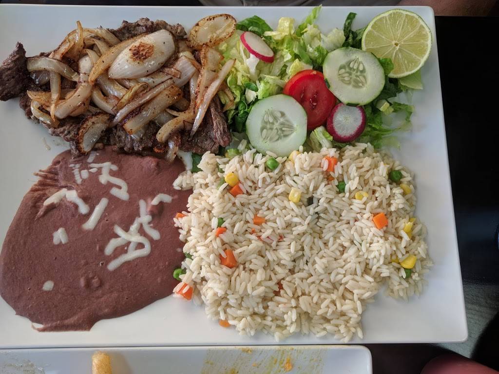 Casa Linda Salvadoran Cuisine | restaurant | 11255 Garland Rd Ste 1330, Dallas, TX 75218, USA | 4693720866 OR +1 469-372-0866