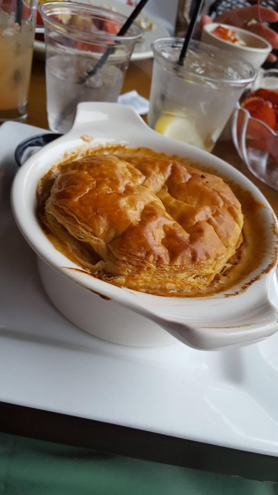 The Port | Grill & Raw Bar | restaurant | 359 Thames St, Newport, RI 02840, USA | 4016195892 OR +1 401-619-5892