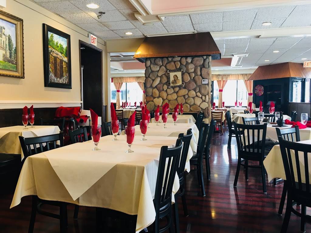 Demera Restaurant | restaurant | 4801 N Broadway, Chicago, IL 60640, USA | 7733348787 OR +1 773-334-8787