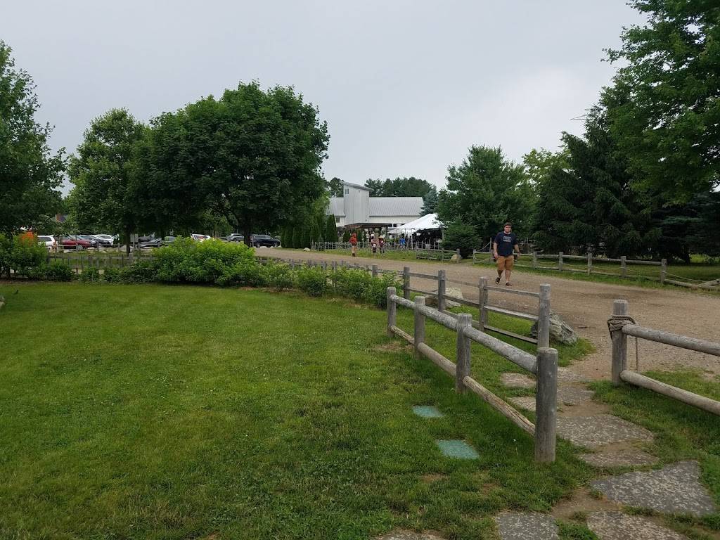 Wards Berry Farm | bakery | 614 S Main St, Sharon, MA 02067, USA | 7817843600 OR +1 781-784-3600