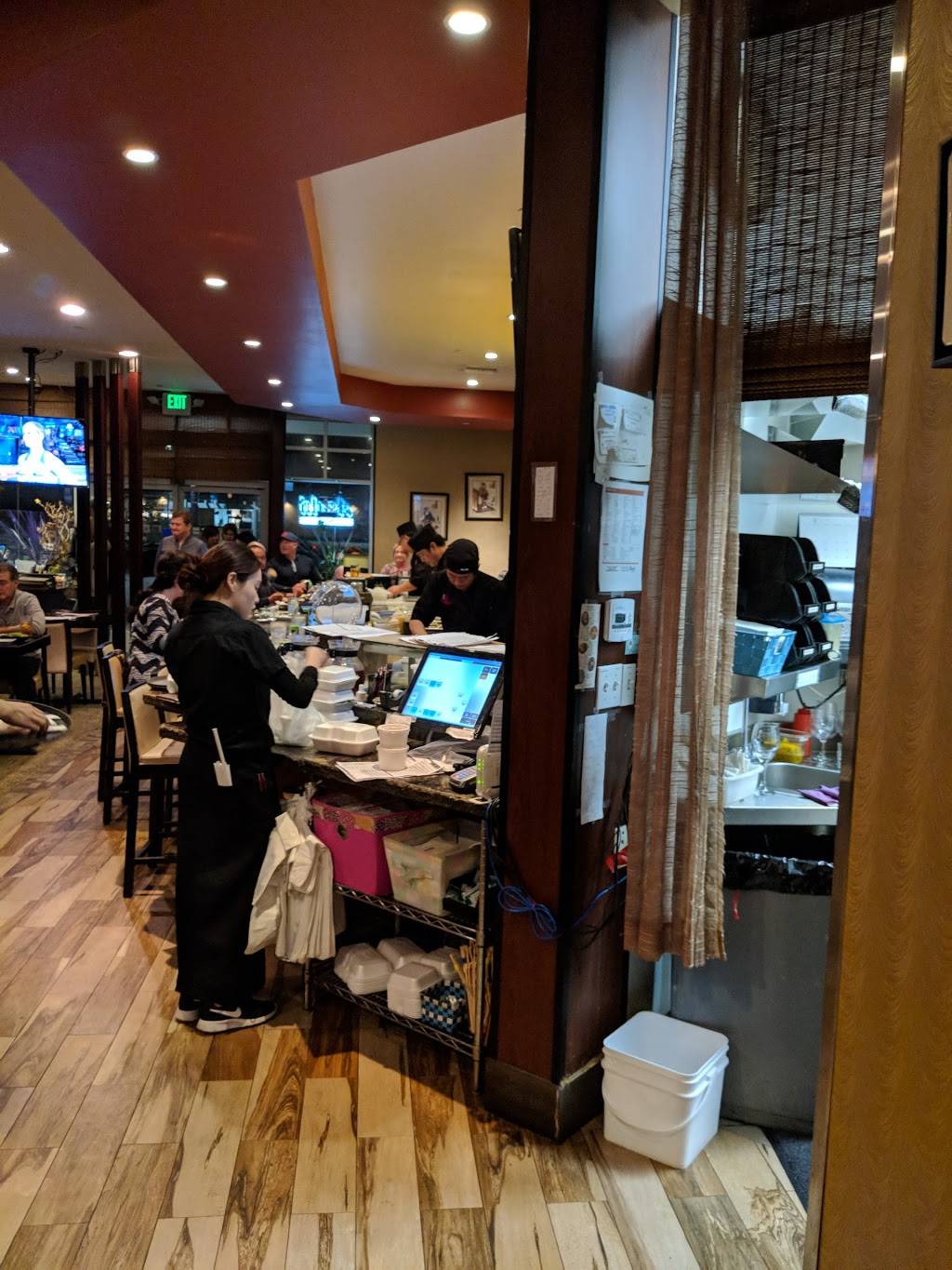 Zen Sushi | restaurant | 32545 Golden Lantern, Dana Point, CA 92629, USA | 9494880933 OR +1 949-488-0933