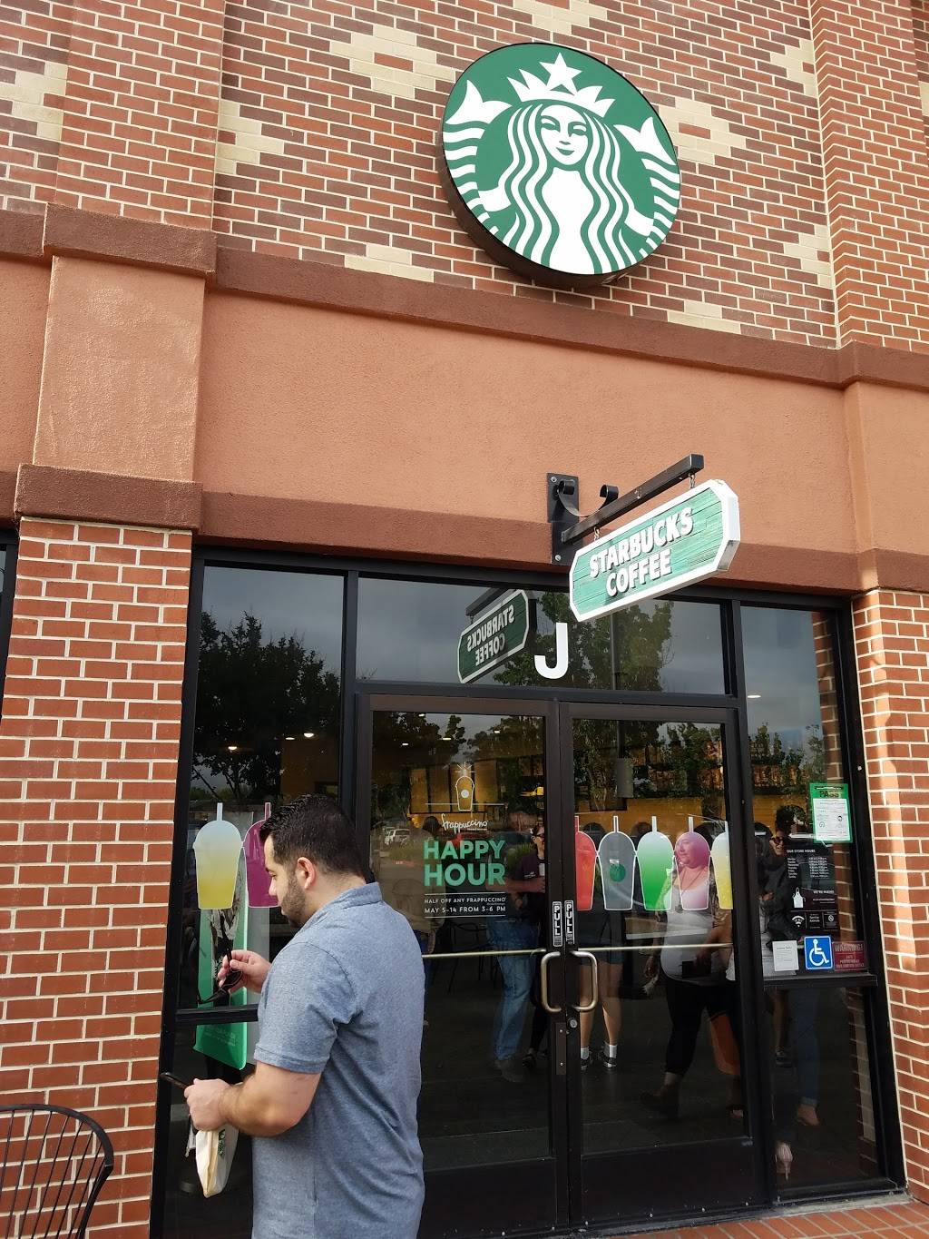 Starbucks | cafe | 2050 Portola Ave Suite J, Livermore, CA 94551, USA | 9254555562 OR +1 925-455-5562