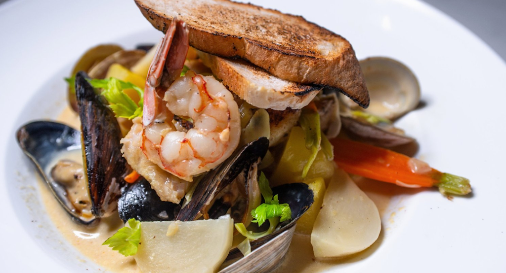 808 Maison | restaurant | 808 Geyer Ave, St. Louis, MO 63104, USA | 3145944505 OR +1 314-594-4505