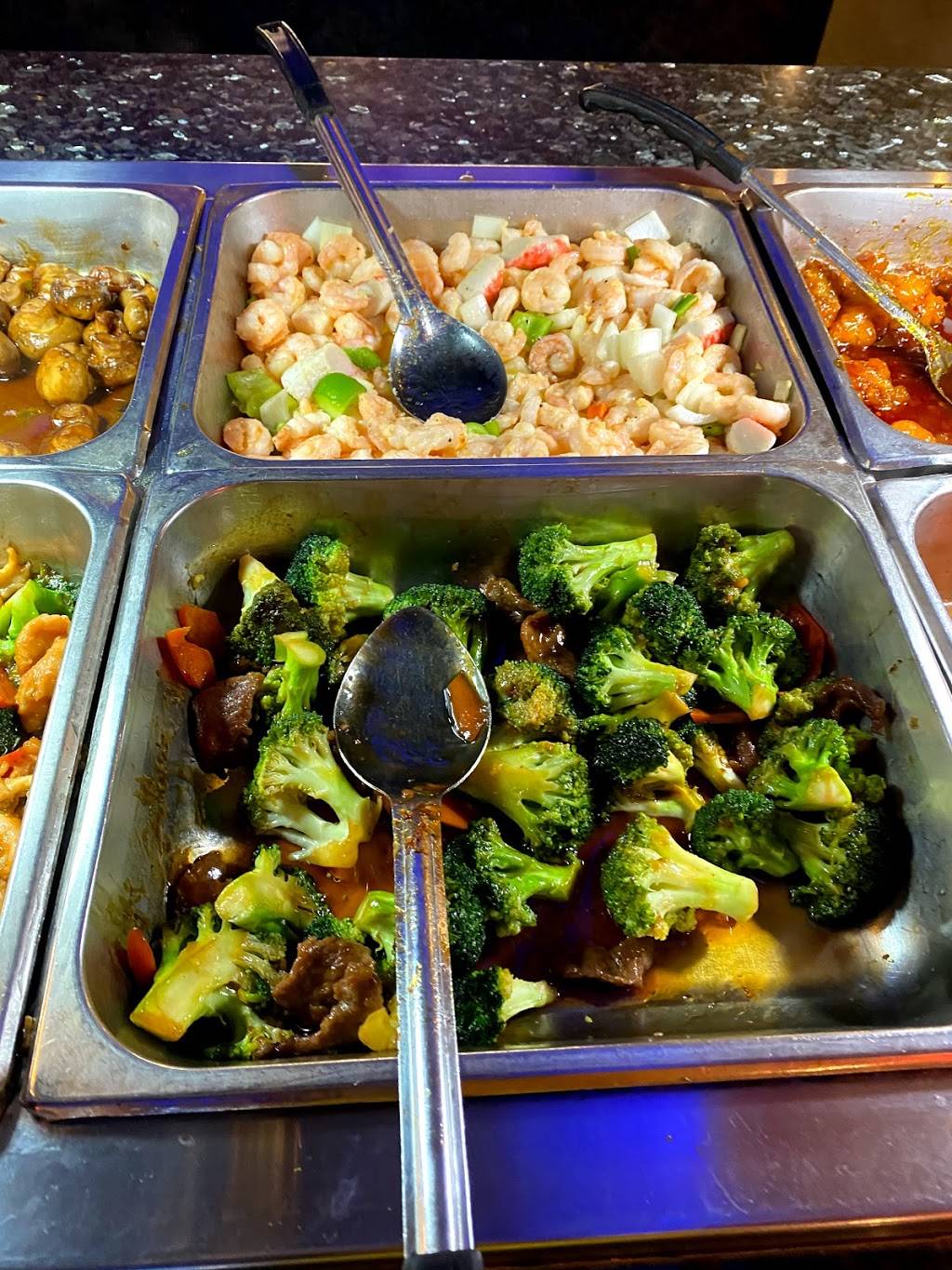 Royal Grill & Supreme Buffet | restaurant | 2641 Maple Point Dr, Lafayette, IN 47905, USA | 7654460888 OR +1 765-446-0888