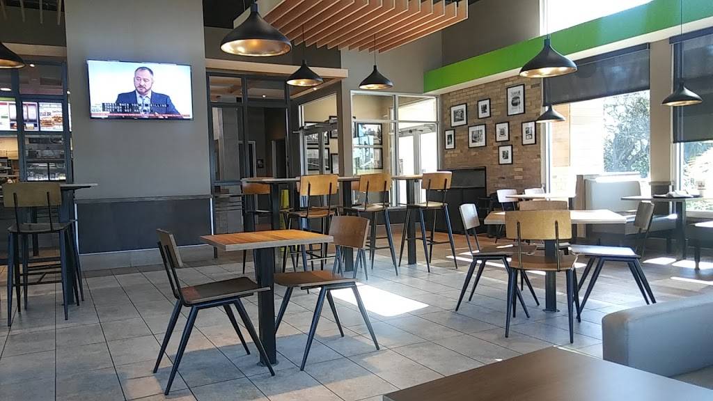 Burger King | restaurant | 4570 34th St S, St. Petersburg, FL 33711, USA | 7278009861 OR +1 727-800-9861