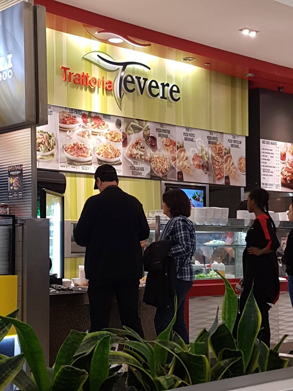 Trattoria Tevere | restaurant | 3035 Boulevard le Carrefour, Laval, QC H7T 1C8, Canada | 4506871575 OR +1 450-687-1575