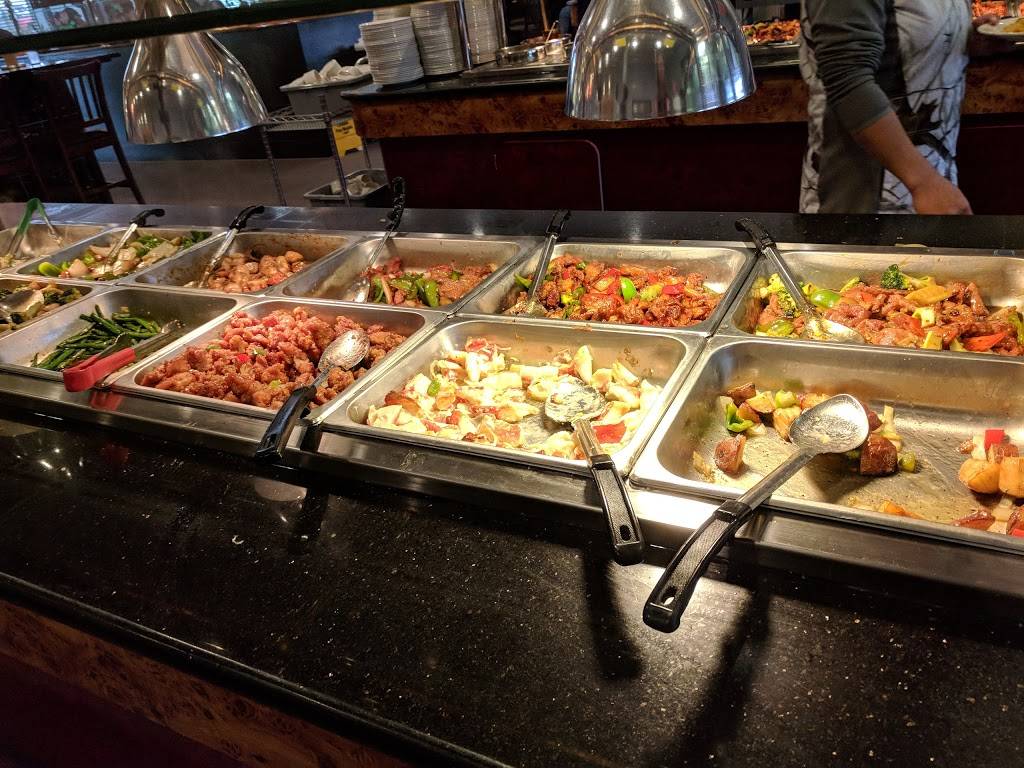 Fuji Asian Buffet | restaurant | 806 Wacker Dr #126, Dubuque, IA 52002, USA | 5635878999 OR +1 563-587-8999