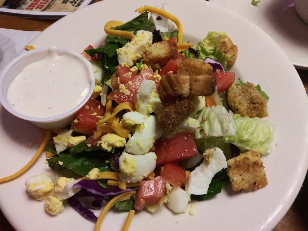 Texas Roadhouse | restaurant | 2602 Conduit Rd, Colonial Heights, VA 23834, USA | 8045204933 OR +1 804-520-4933