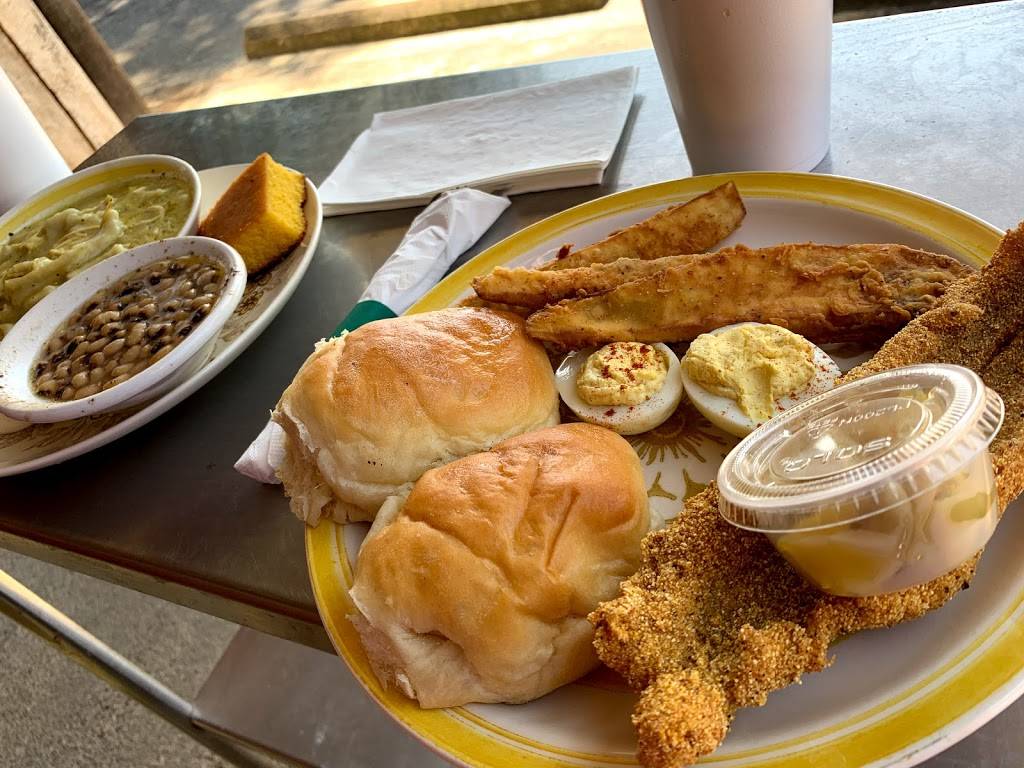 Sling Shot Charlies | restaurant | 1790 US-70, Arlington, TN 38002, USA | 9016873030 OR +1 901-687-3030