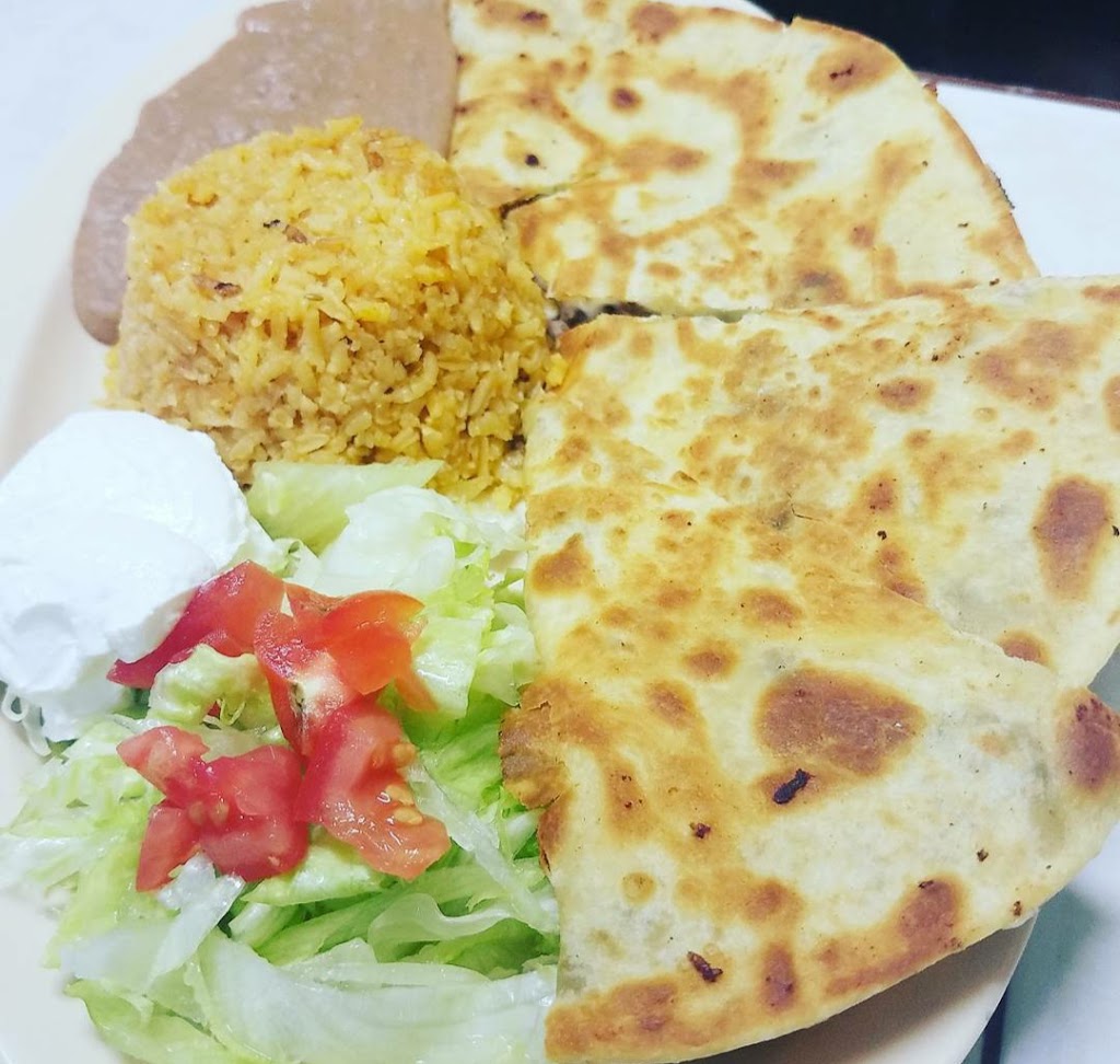 Noes Mexican Cafe | restaurant | 148 S Travis St, San Benito, TX 78586, USA | 9563993661 OR +1 956-399-3661