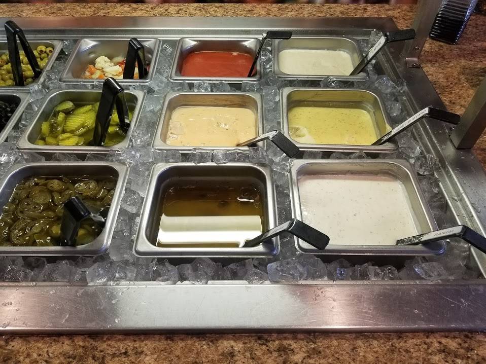 Two Cousins Pizza & Grill | restaurant | 1012 Kingold Blvd, Snow Hill, NC 28580, USA | 2527474777 OR +1 252-747-4777