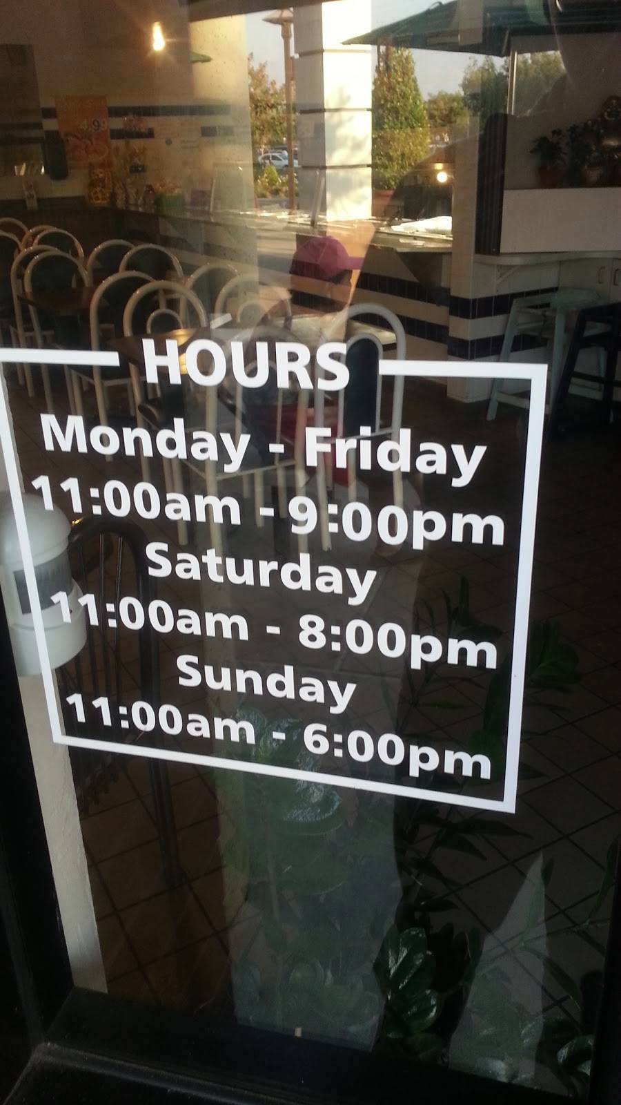 Yans Chinese Grill | restaurant | 1050 Shaw Ave, Clovis, CA 93612, USA | 5592970500 OR +1 559-297-0500