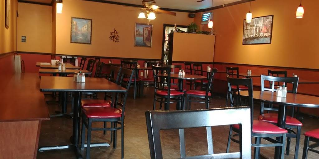 Papa Vs Pizzeria | restaurant | 12 N Main St, Mansfield, PA 16933, USA | 5706622651 OR +1 570-662-2651