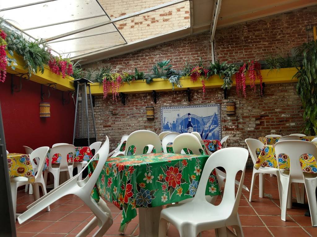 Lula Cocina Mexicana | restaurant | 2720 Main St, Santa Monica, CA 90405, USA | 3103925711 OR +1 310-392-5711