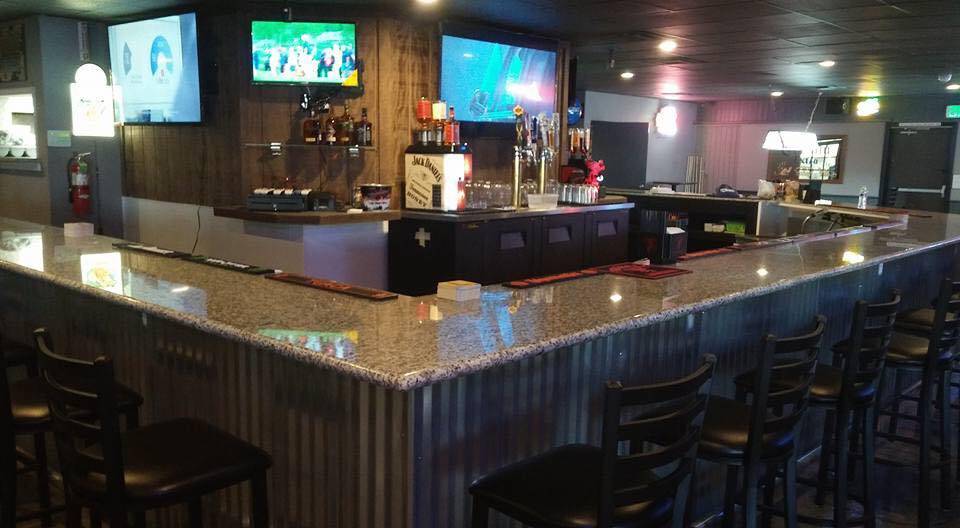 Whiskey Babes | restaurant | 33040 Simpson Rd, Winchester, CA 92596, USA | 9515990506 OR +1 951-599-0506