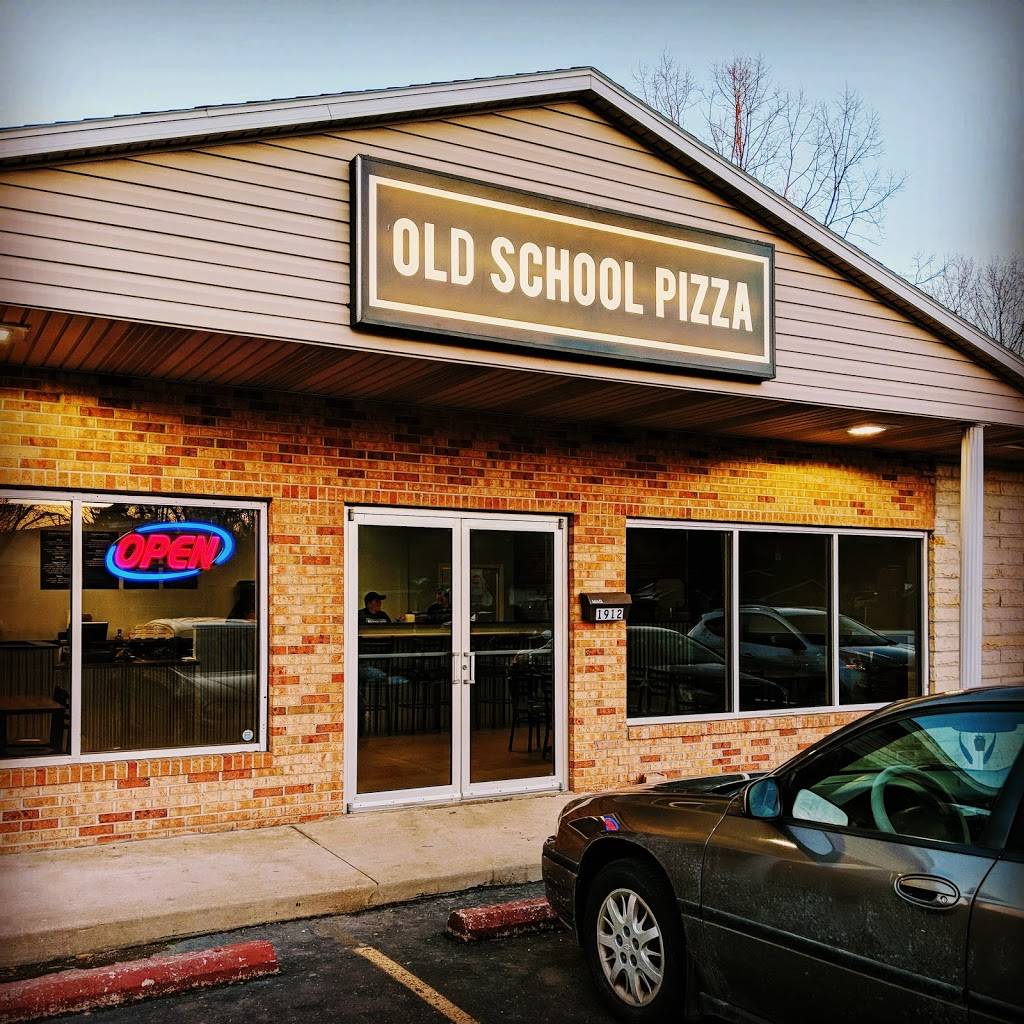 Old School Pizza | restaurant | 1912 Woodlawn Ave NW, Canton, OH 44708, USA | 3309158118 OR +1 330-915-8118