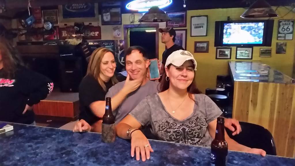 Doc N Rays | restaurant | 221 Co Rd 371, Holts Summit, MO 65043, USA | 5738968241 OR +1 573-896-8241