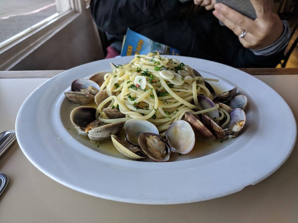 Angelino Restaurant | restaurant | 621 Bridgeway, Sausalito, CA 94965, USA | 4153315225 OR +1 415-331-5225