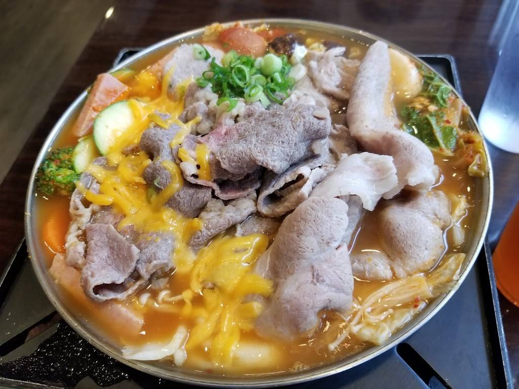 Little Dipper Hot Pot- Rockville | restaurant | 101 Gibbs St Unit A, Rockville, MD 20850, USA | 3016057321 OR +1 301-605-7321