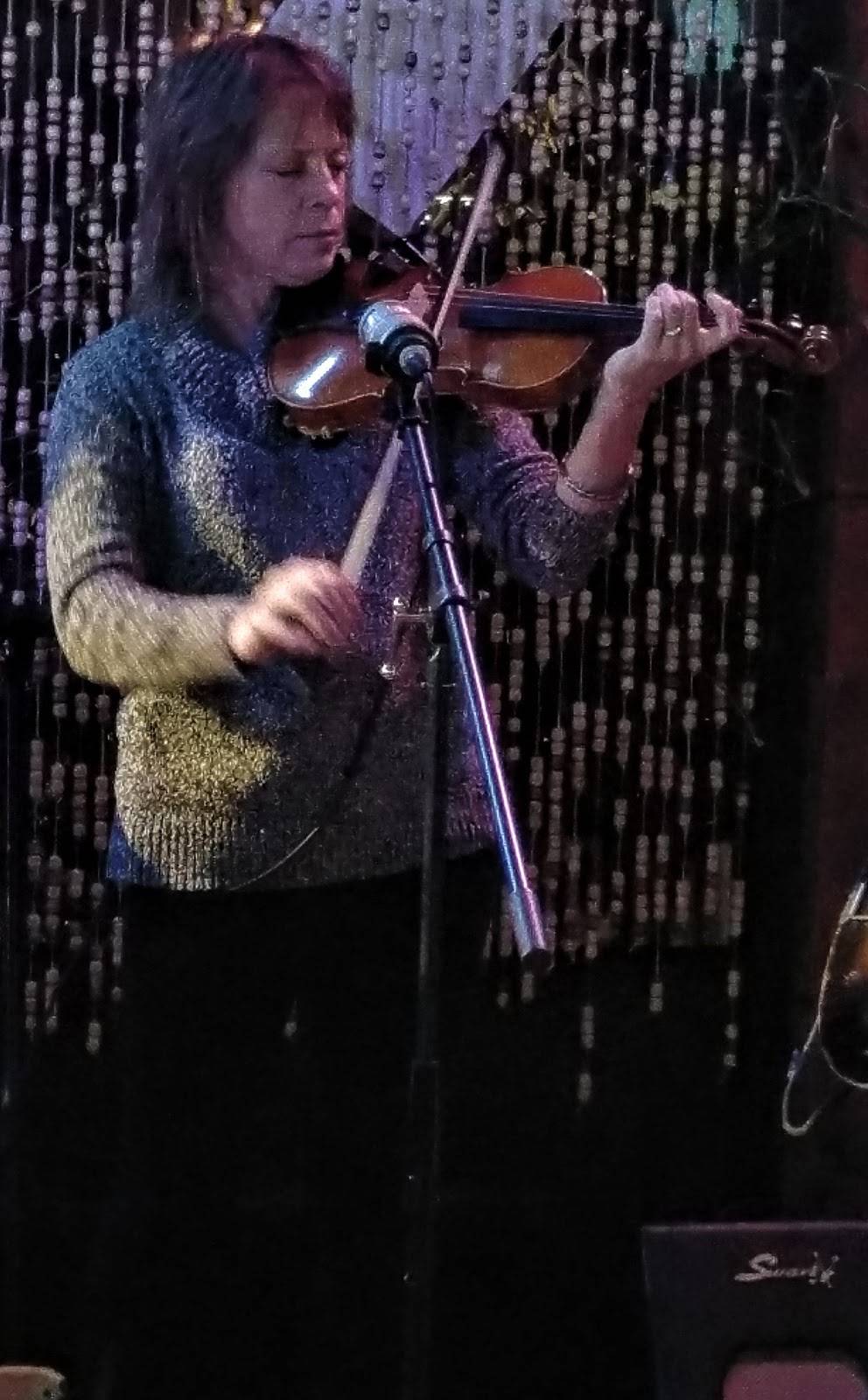 Peppers | restaurant | 17777 Pilkington Rd, Lake Oswego, OR 97035, USA | 5033873174 OR +1 503-387-3174