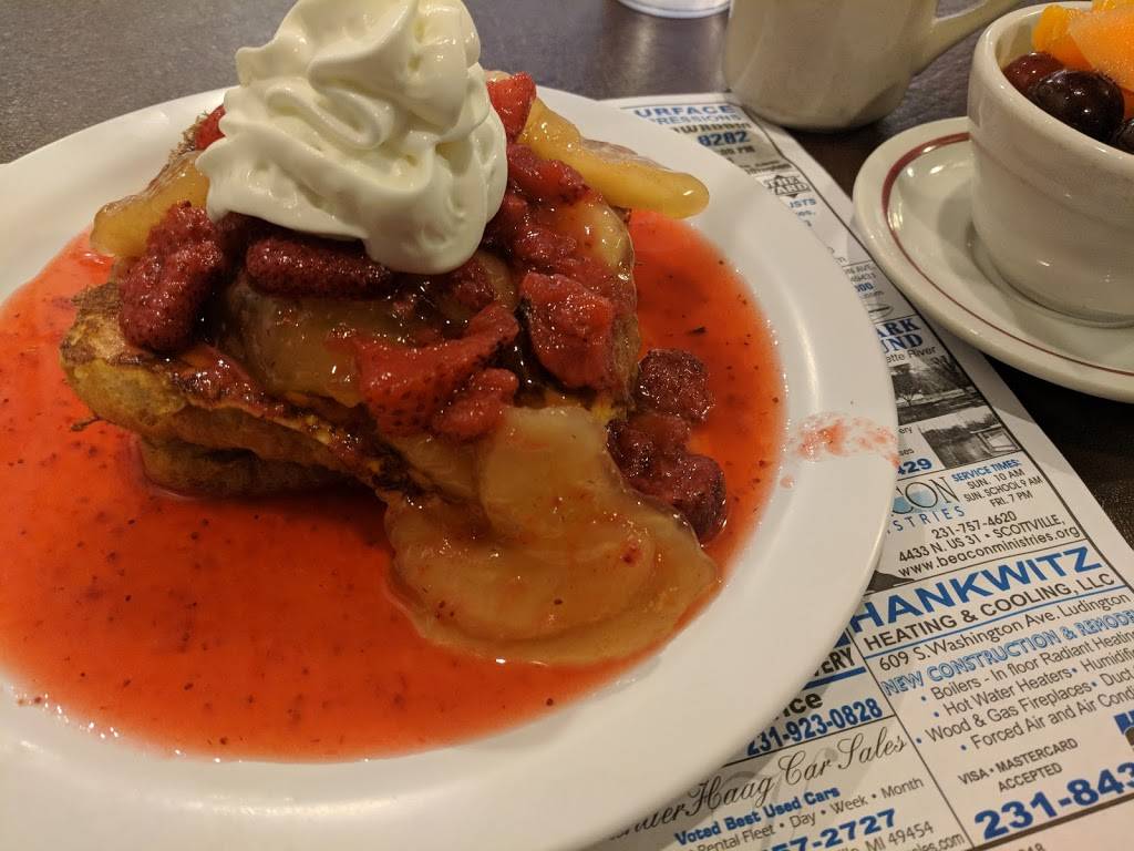 Brenda Harbor Cafe | restaurant | 316 S James St, Ludington, MI 49431, USA | 2318457434 OR +1 231-845-7434