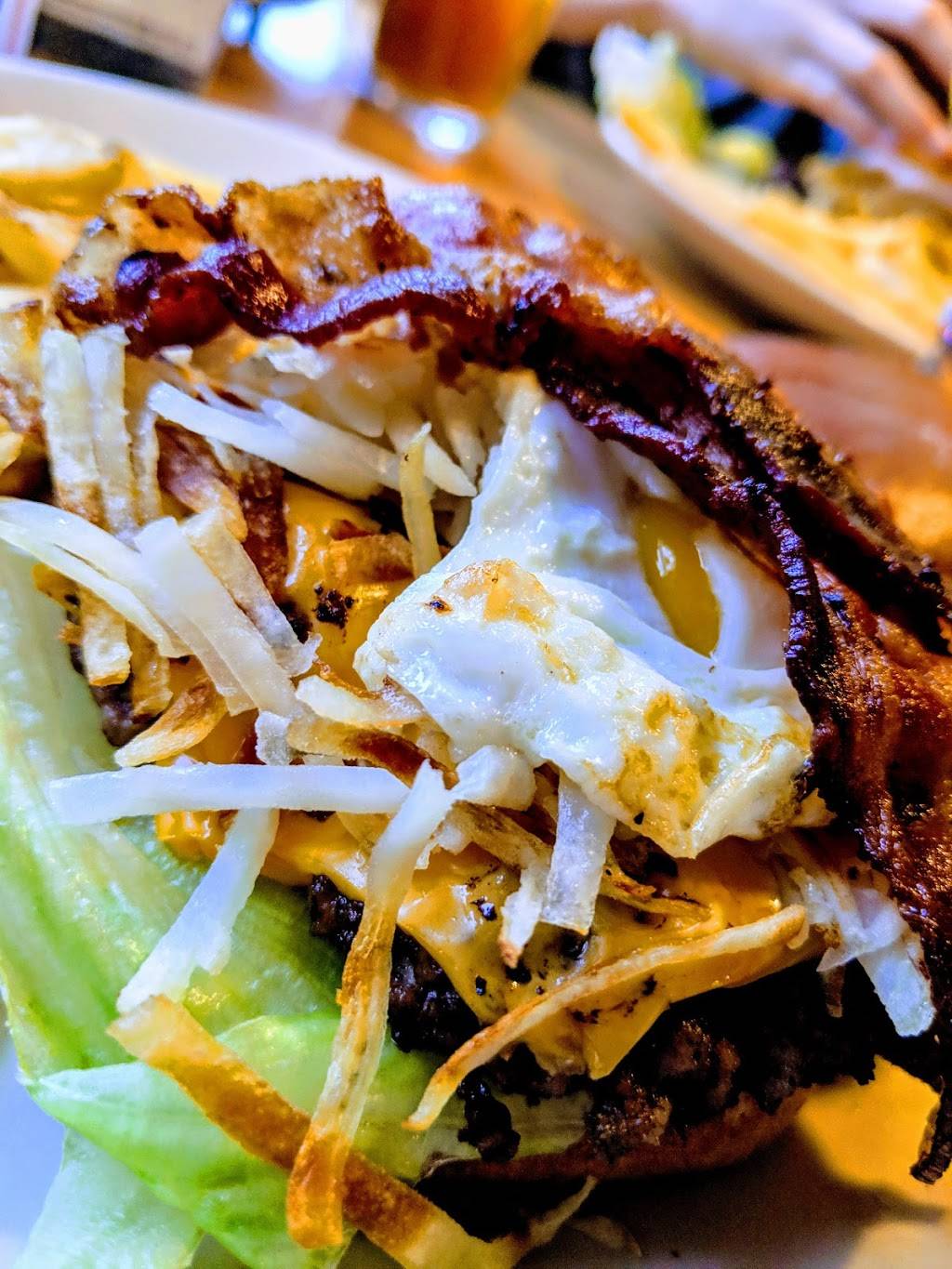 Applebees Grill + Bar | restaurant | 495 Garden of the Gods Rd, Colorado Springs, CO 80907, USA | 7192656605 OR +1 719-265-6605