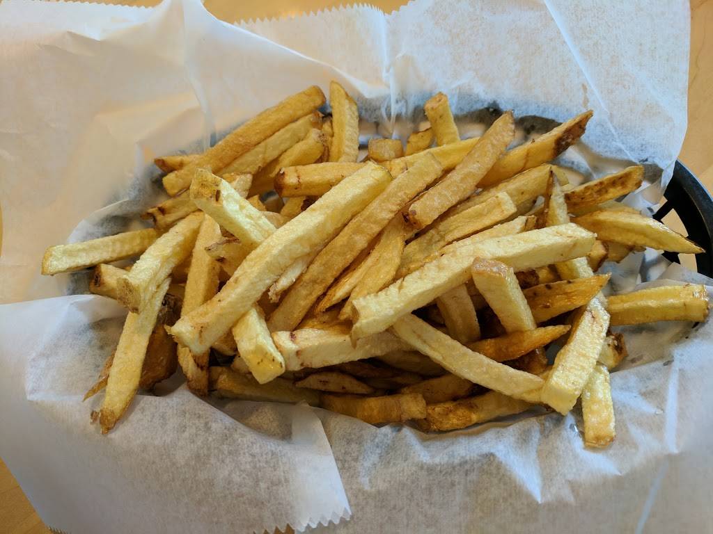 Bernies Foreside / Mister Bagel | restaurant | 204 US-1, Falmouth, ME 04105, USA | 2077817817 OR +1 207-781-7817