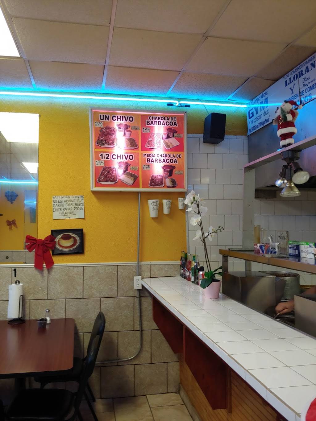 Birrieria La Tapatia De Ocotlan | restaurant | 2861 W Cermak Rd, Chicago, IL 60623, USA | 7732477914 OR +1 773-247-7914