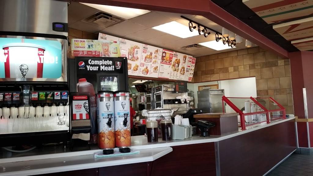 KFC | restaurant | 8146 E Main St, Ridgeland, SC 29936, USA | 8437266611 OR +1 843-726-6611