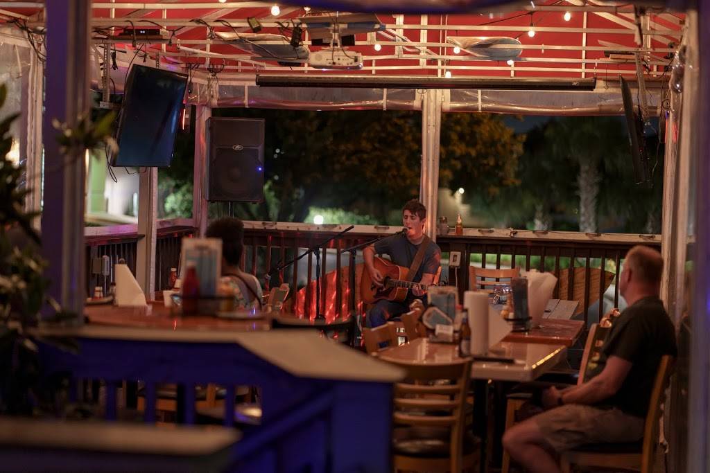 Duck Dive Bar and Grill | restaurant | 406 Sea Mountain Hwy, North Myrtle Beach, SC 29582, USA | 8434277118 OR +1 843-427-7118