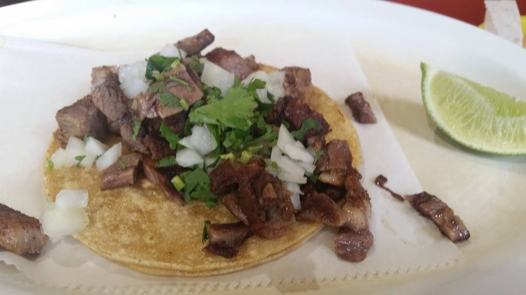 Taqueria Buenavista | restaurant | 6000 W Burnham St, Milwaukee, WI 53219, USA | 4145461197 OR +1 414-546-1197