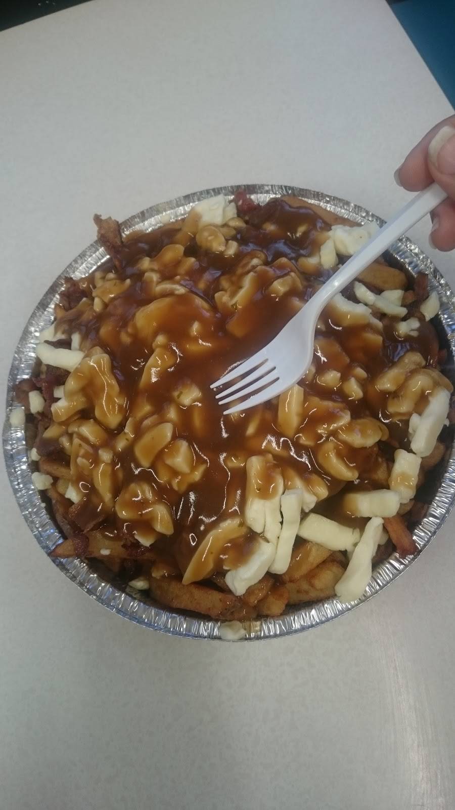 Leduc Snack Bar | restaurant | 551 Main St E, Hawkesbury, ON K6A 1B3, Canada | 6136321080 OR +1 613-632-1080