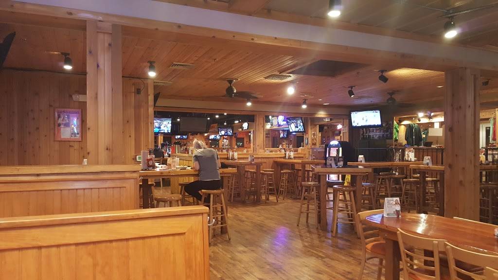 Hooters | restaurant | 17105 W Bluemound Rd, Brookfield, WI 53005, USA | 2627841826 OR +1 262-784-1826