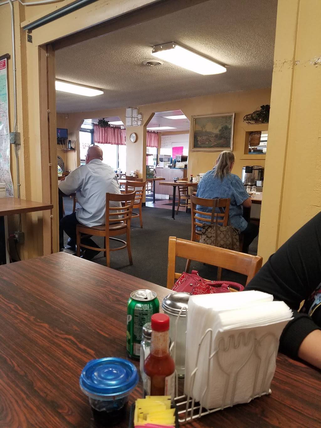 Apple Jacks Coffee Shop | restaurant | 10472 Valley Blvd, El Monte, CA 91731, USA | 6264425290 OR +1 626-442-5290