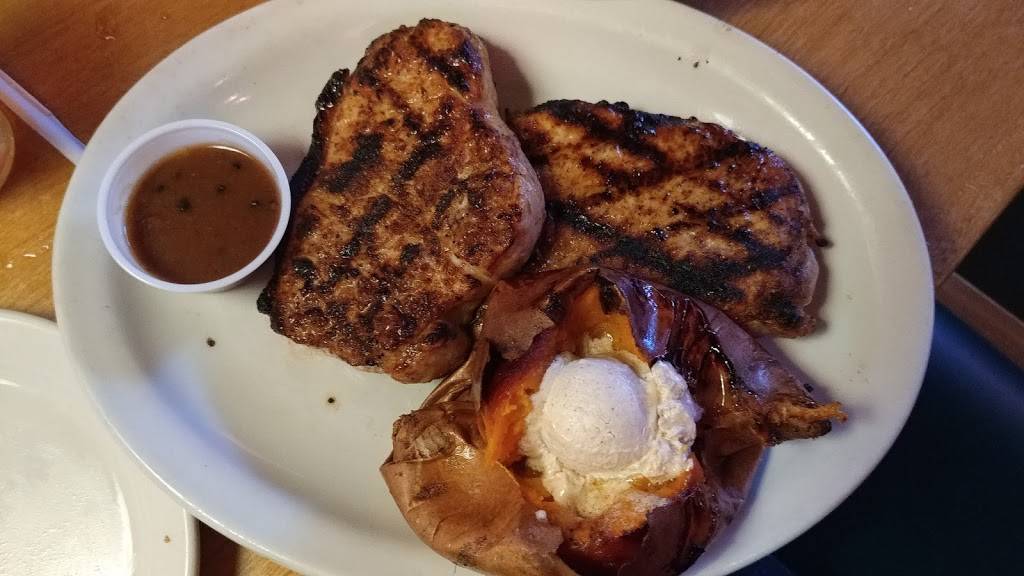 Texas Roadhouse | restaurant | 101 Outlet Parkway, Pooler, GA 31322, USA | 9127487878 OR +1 912-748-7878