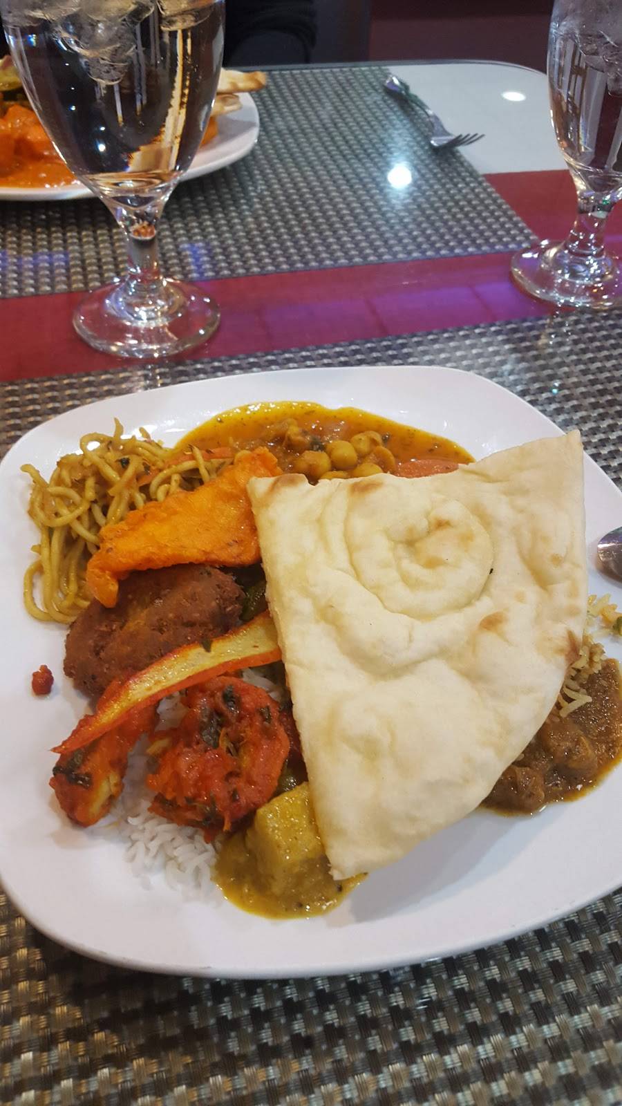 Clay Oven Indian Restaurant | restaurant | 12567 Shelbyville Rd, Louisville, KY 40223, USA | 5022544363 OR +1 502-254-4363