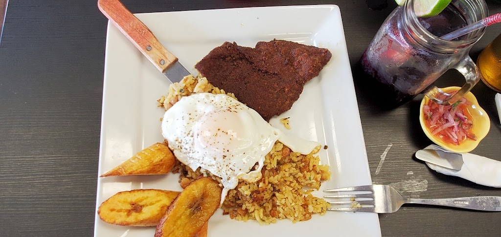 Victorias Taste of Peru | restaurant | 9825 San Jose Blvd #35, Jacksonville, FL 32257, USA | 9043129068 OR +1 904-312-9068