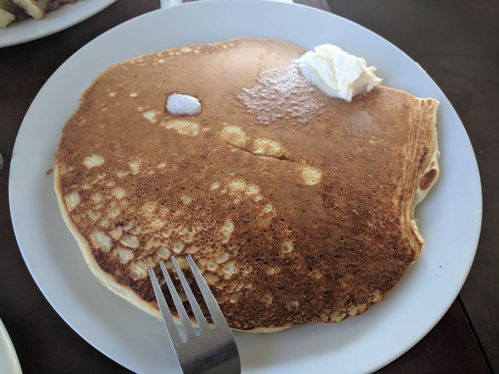 Karens Cafe | restaurant | 77682 Country Club Dr # L, Palm Desert, CA 92211, USA | 7607722800 OR +1 760-772-2800