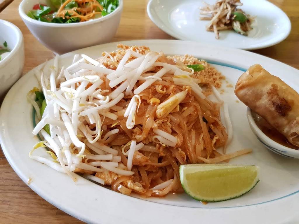 Ayada | restaurant | 7708 Woodside Ave, Elmhurst, NY 11373, USA | 7184240844 OR +1 718-424-0844