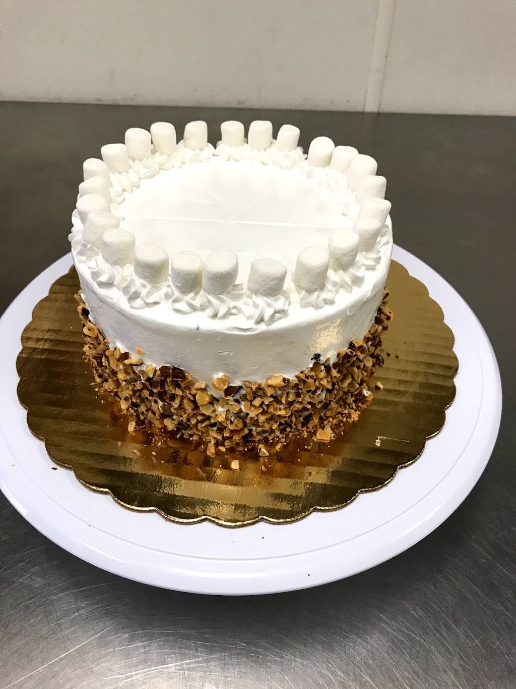 Cold Stone Creamery | bakery | 30628 Benton Rd Ste 201, Winchester, CA 92596, USA | 9519264654 OR +1 951-926-4654