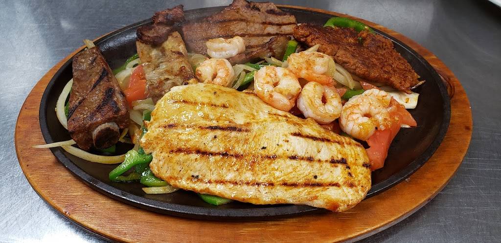 Puerto Bello | restaurant | 10818 E 41st St, Tulsa, OK 74146, USA | 9185742288 OR +1 918-574-2288