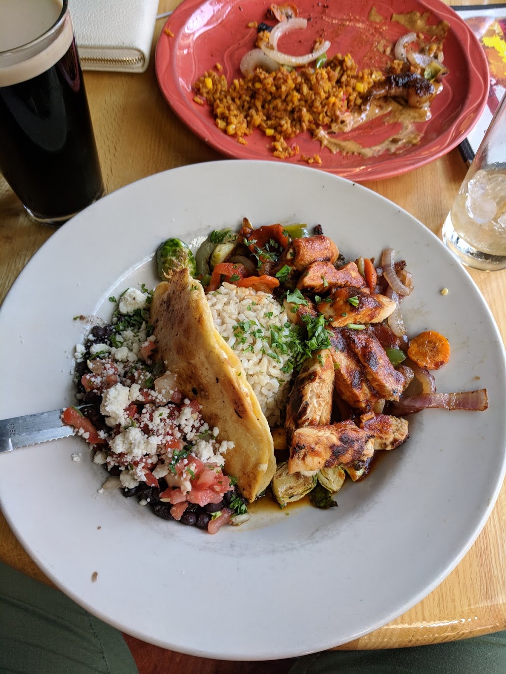 Rebos | restaurant | 1107 4th St, Sioux City, IA 51101, USA | 7125604144 OR +1 712-560-4144