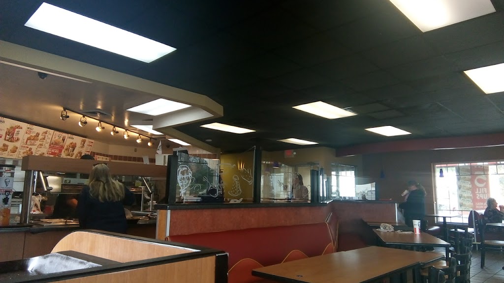 KFC | restaurant | 1594 Main St, Chipley, FL 32428, USA | 8506381988 OR +1 850-638-1988