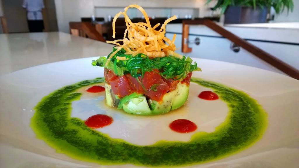 Oystercatchers | restaurant | 2900 Bayport Dr, Tampa, FL 33607, USA | 8132076815 OR +1 813-207-6815