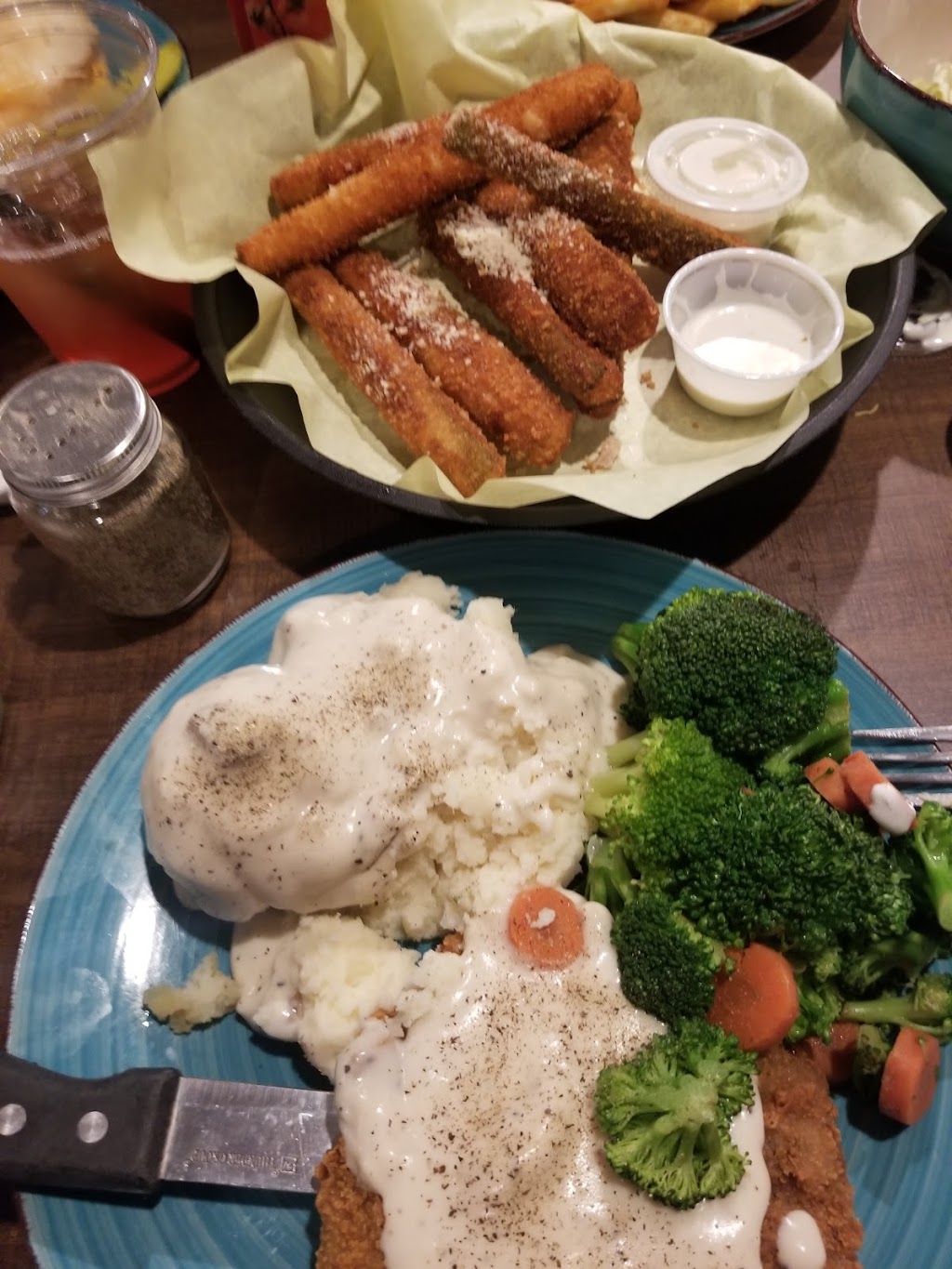 Dorrys Bar & Grill at Tom’s Farms | restaurant | 23800 Temescal Canyon Rd, Temescal Valley, CA 92883, USA | 9516385297 OR +1 951-638-5297