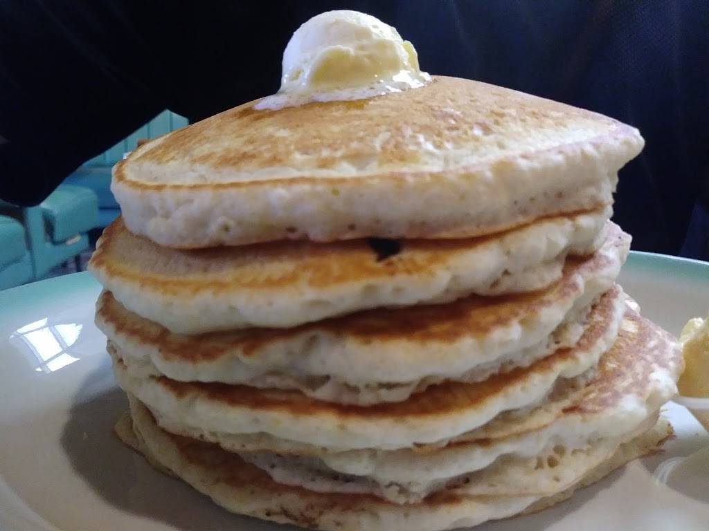 Shoneys - Oak Ridge | meal takeaway | 204 S Illinois Ave, Oak Ridge, TN 37830, USA | 8654831324 OR +1 865-483-1324