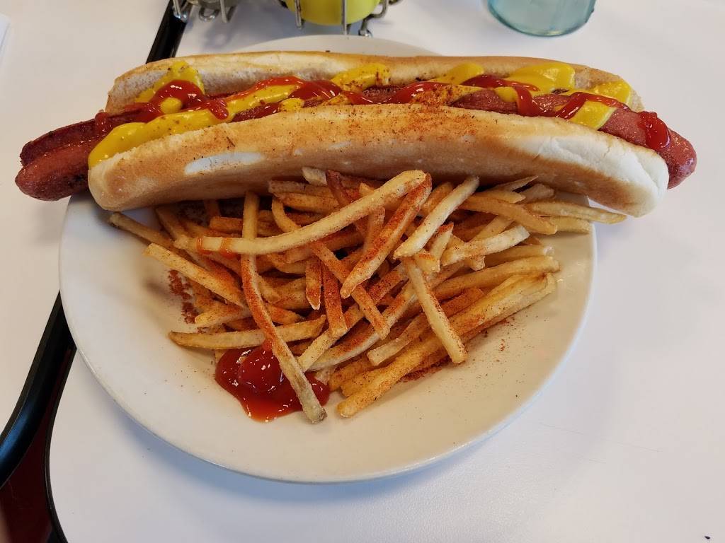 Steak n Shake | restaurant | 635 River Hwy, Mooresville, NC 28117, USA | 7047469231 OR +1 704-746-9231